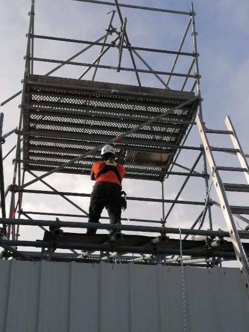 Chef d'équipe d'intervention en accès difficile (cordiste)