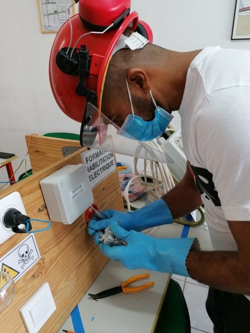 Maintien et actualisation des compétences Préparation à l'habilitation électrique BS